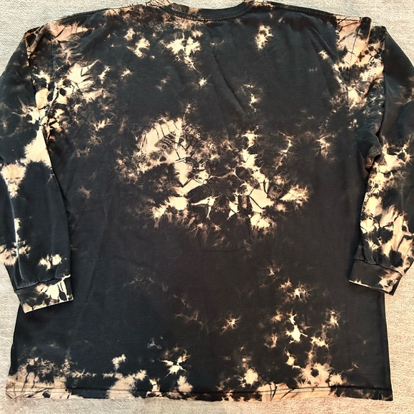 Levi, Aaliyah, and TLC shirts, lot of 3! - Picture 11 of 13